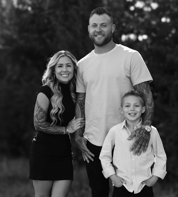 John Smelley, Founder of SE Auto Solutions, with his family